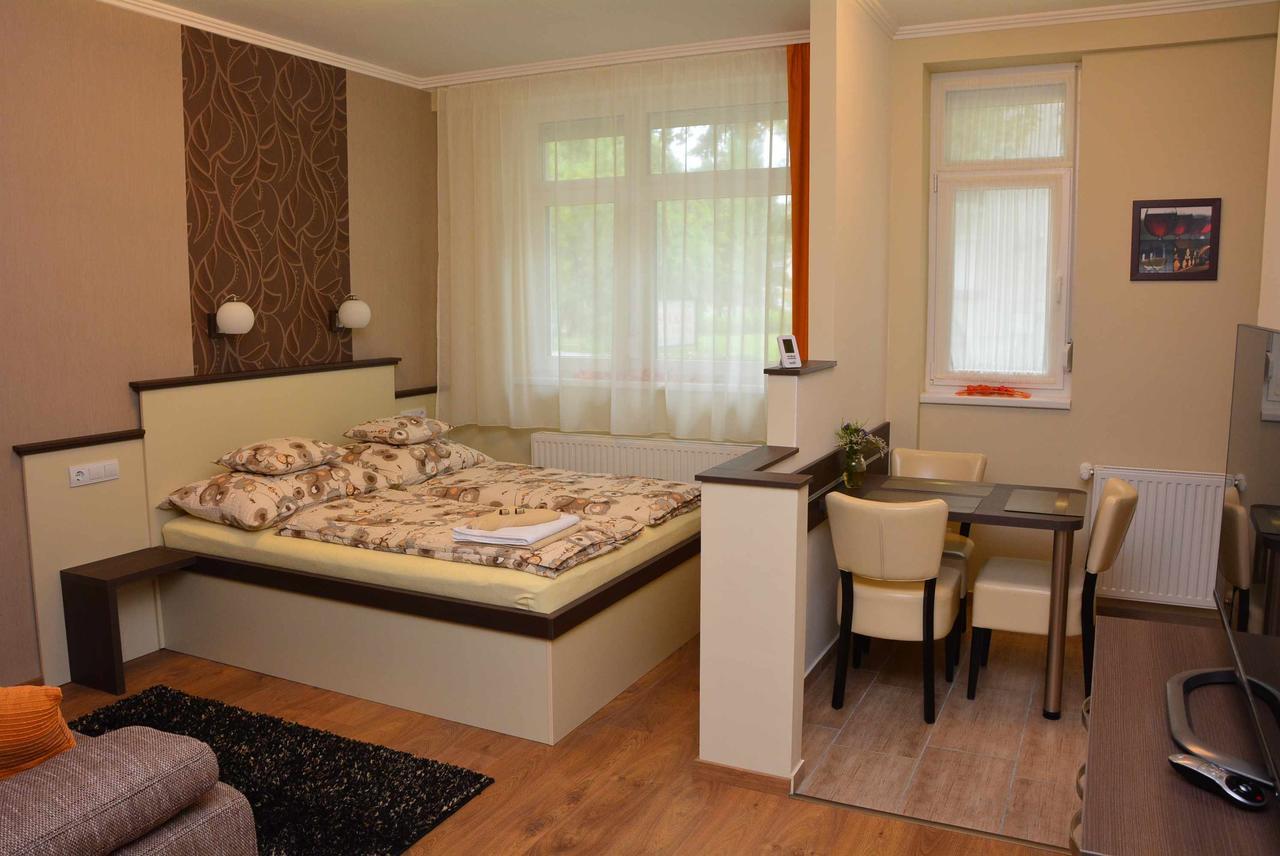 Bodza Apartmanok Eger Eksteriør billede